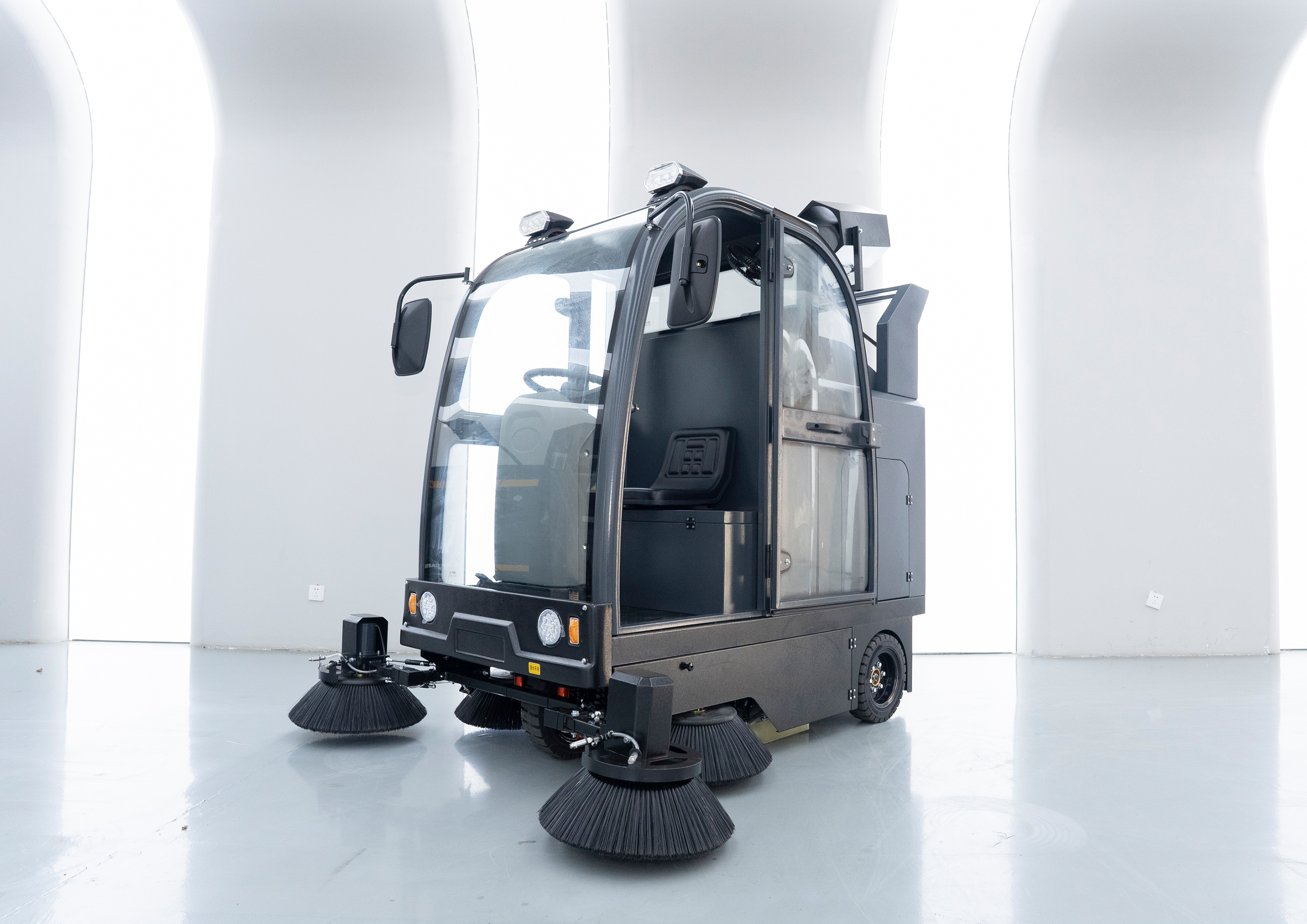 CAR180Driving sweeper