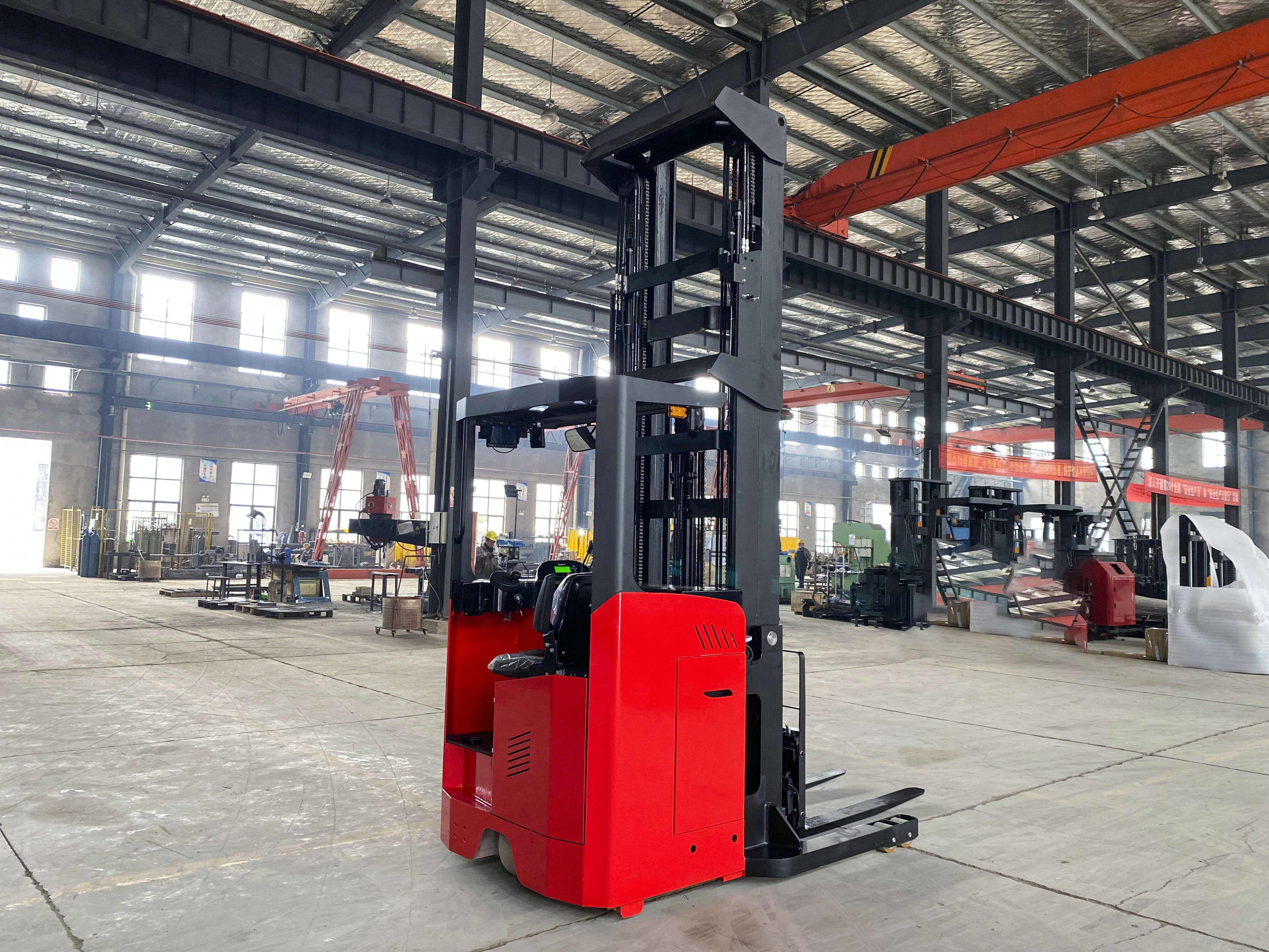 6M-12m 1.5Ton 2Ton Double Deep Scissor Reach Truck High-Density Rack Specialized Electric Forklift Truck