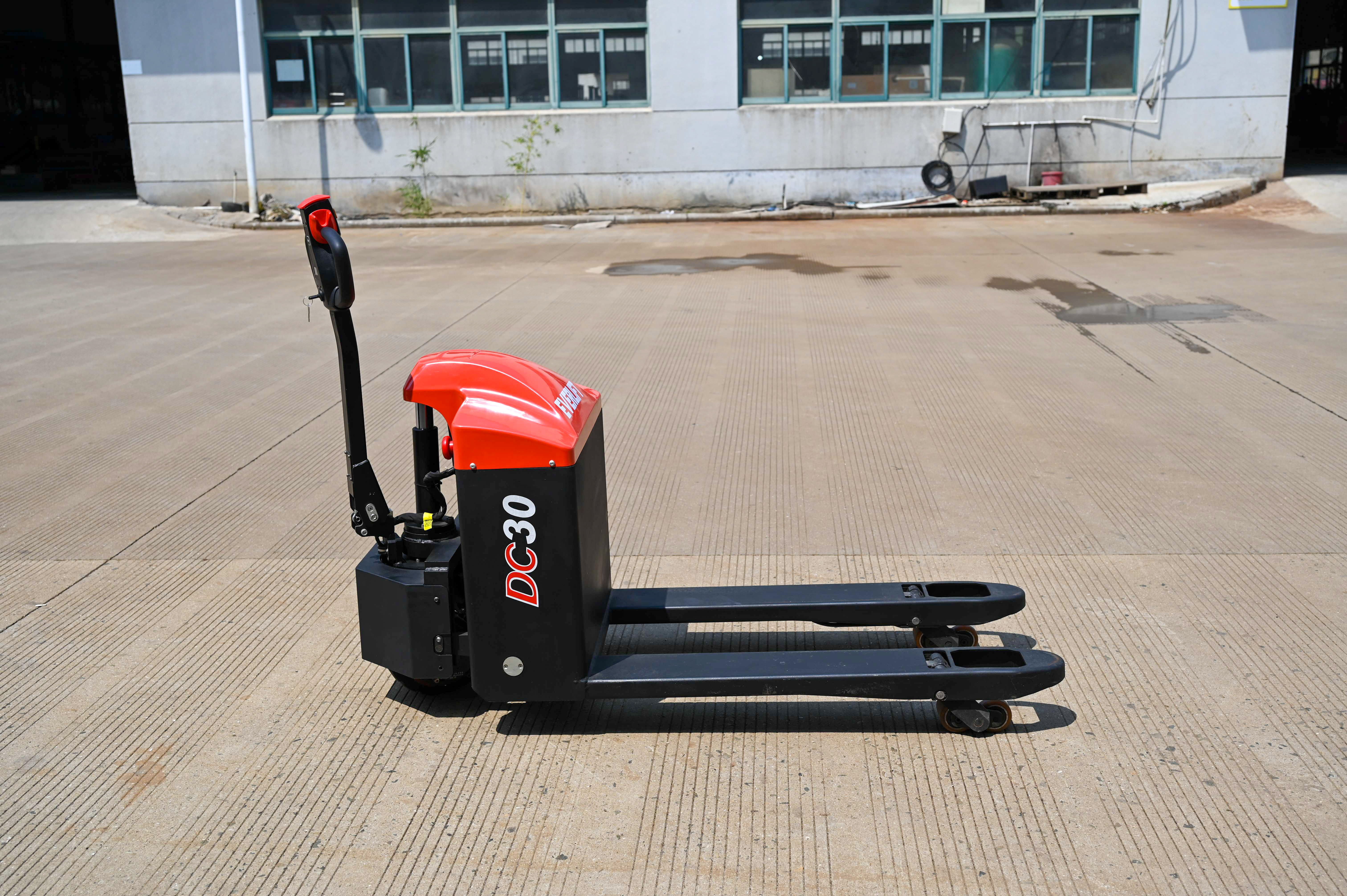 3T Capacity Off Road Electric Pallet Truck Heavy Power Pallet Truck 