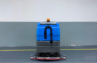 XD160Ride-on floor scrubber