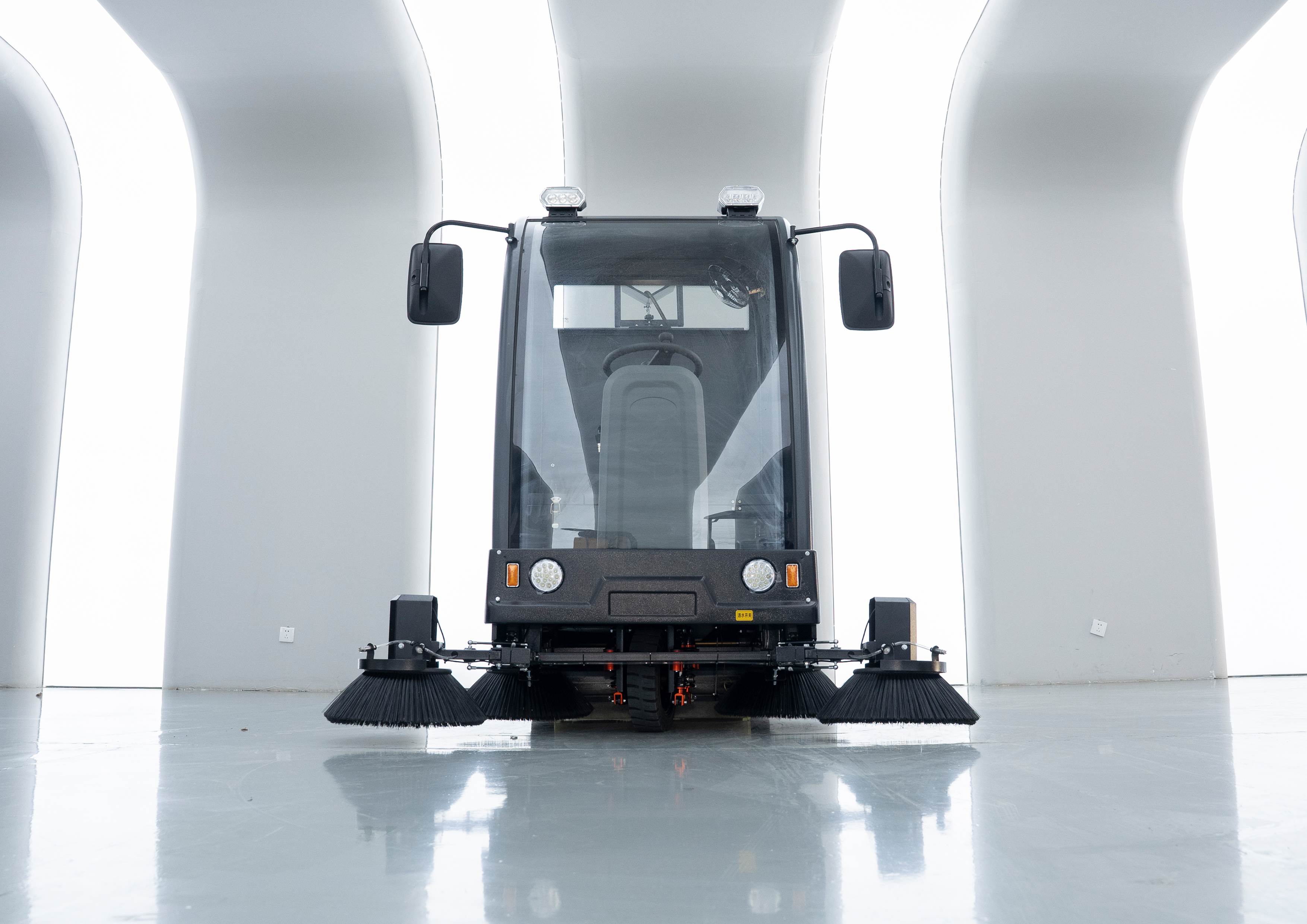 CAR180Driving sweeper