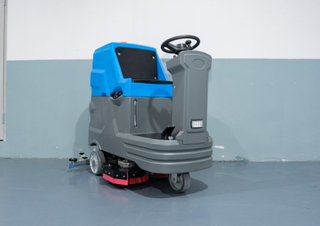 XD85SRide-on floor scrubber